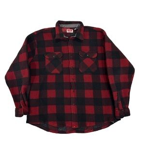 Wrangler red and black plaid flannel polyester fleece shirt